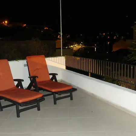 House Olivia * Pucisca